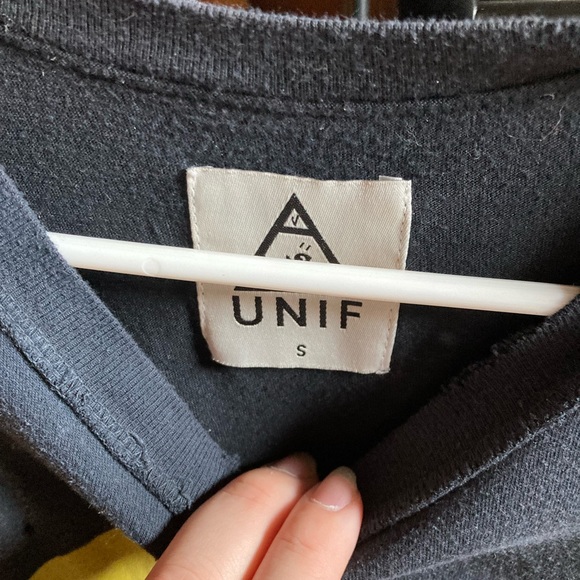 Unif - Picture 2 of 2